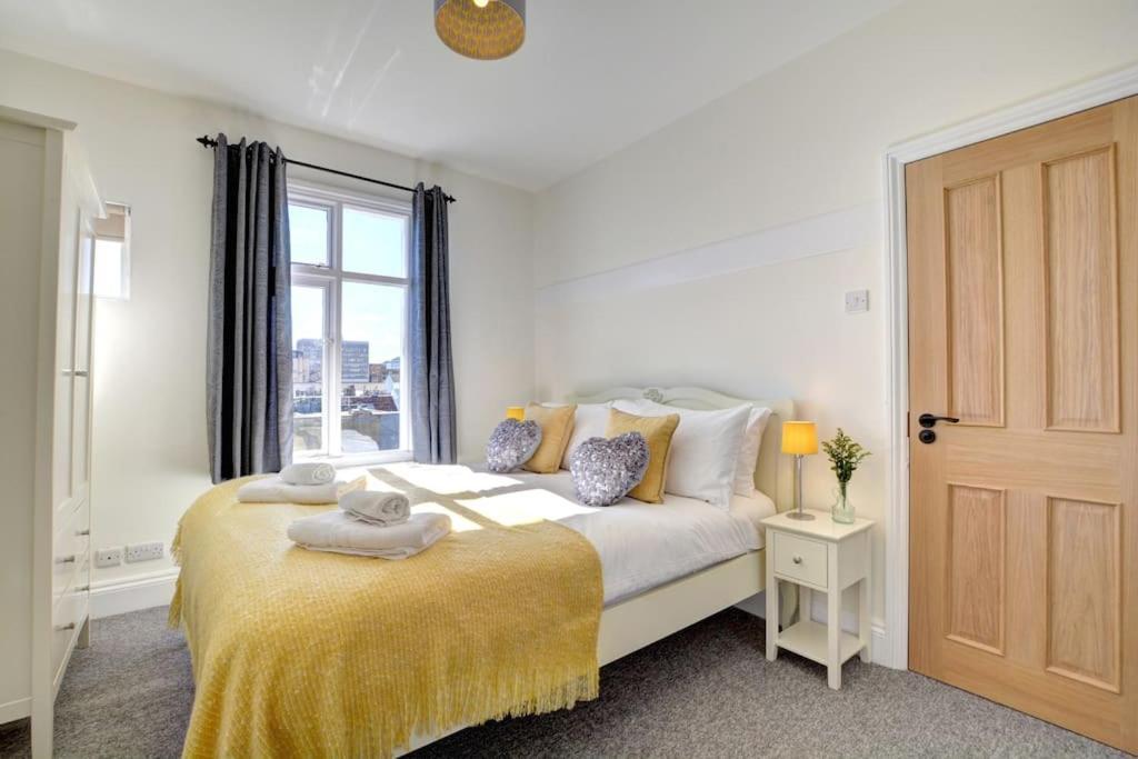 Modern 4 Bedroom Townhouse Perfect Location. Hove Buitenkant foto