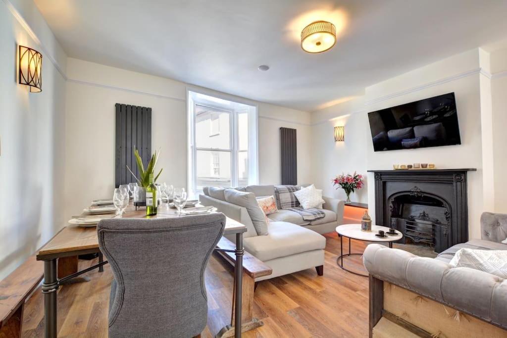 Modern 4 Bedroom Townhouse Perfect Location. Hove Buitenkant foto